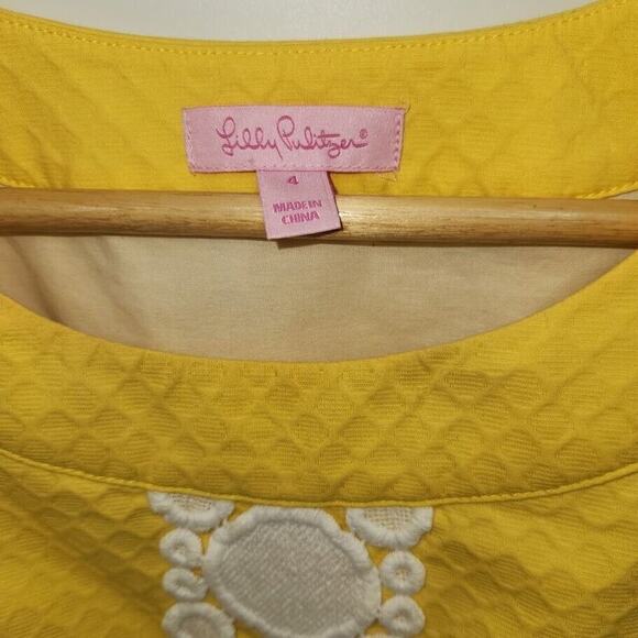 Lilly Pulitzer Womens Jacqueline Shift Dress Sunglow Yellow Crochet Size 4 - Picture 3 of 4